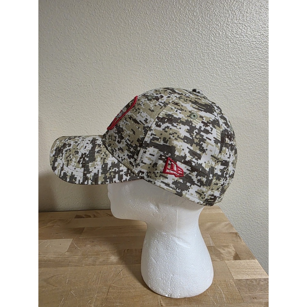 Kansas City Chiefs New Era 39THIRTY Salute To Service Hat Cap Size M-L - Picture 2 of 8